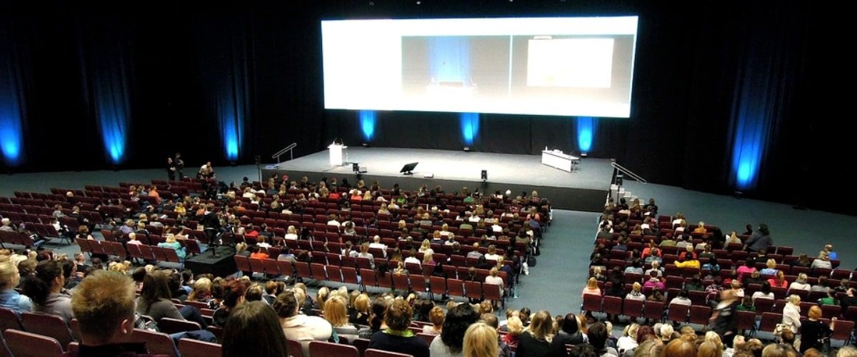 Come-organizzare-un convegno